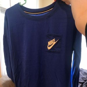 BLUE NIKE LONGSLEEVE
